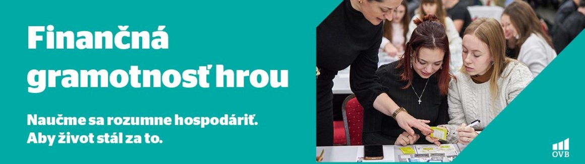 Lektorka učí študentov hravou formou